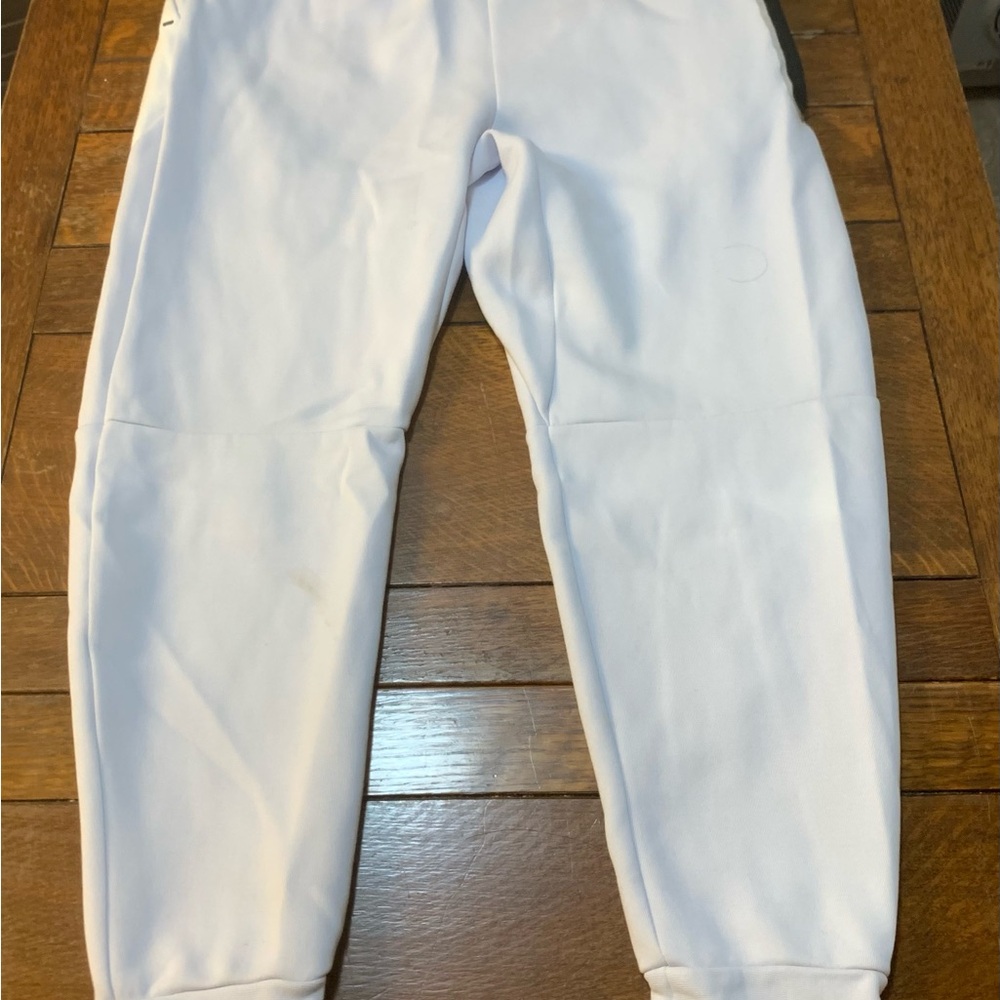 Nike Sportswear Tech Fleece Joggers - Picture 6 of 13